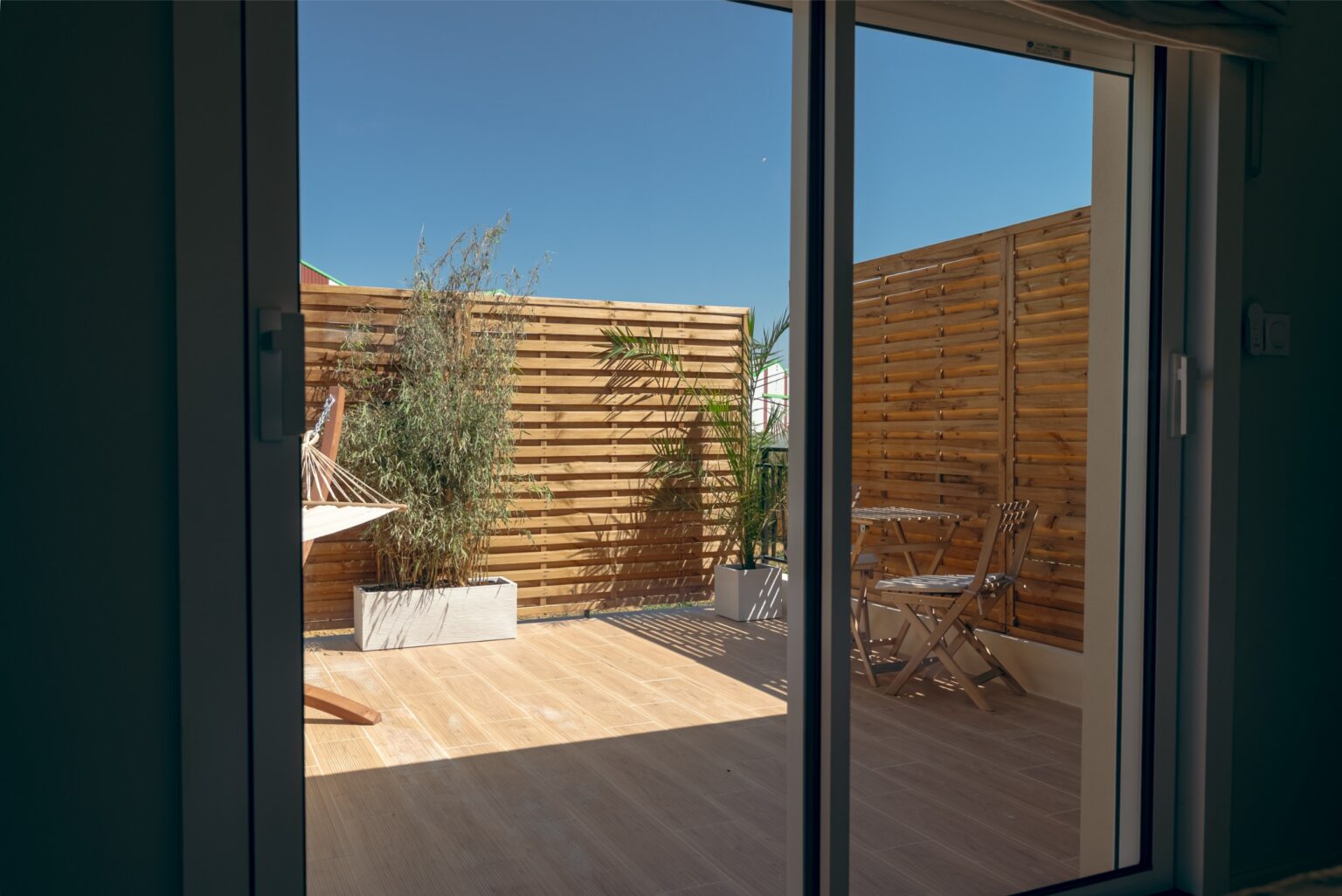 bali-room-appart-hotel-ferte-gaucher-location-saisonniere-airbnb-meuble-dsc02715-hdr