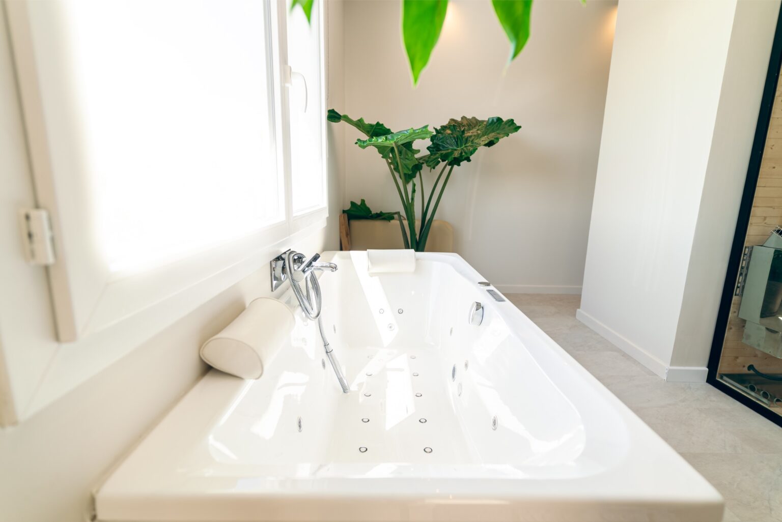 bali-room-appart-hotel-ferte-gaucher-location-saisonniere-airbnb-meuble-dsc02784-hdr