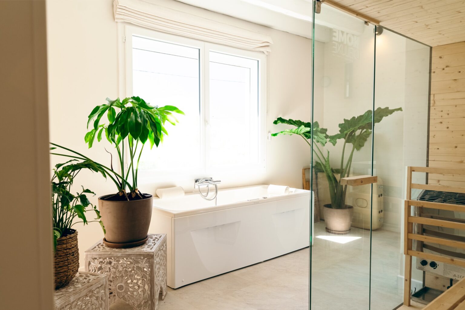 bali-room-appart-hotel-ferte-gaucher-location-saisonniere-airbnb-meuble-dsc02847-hdr