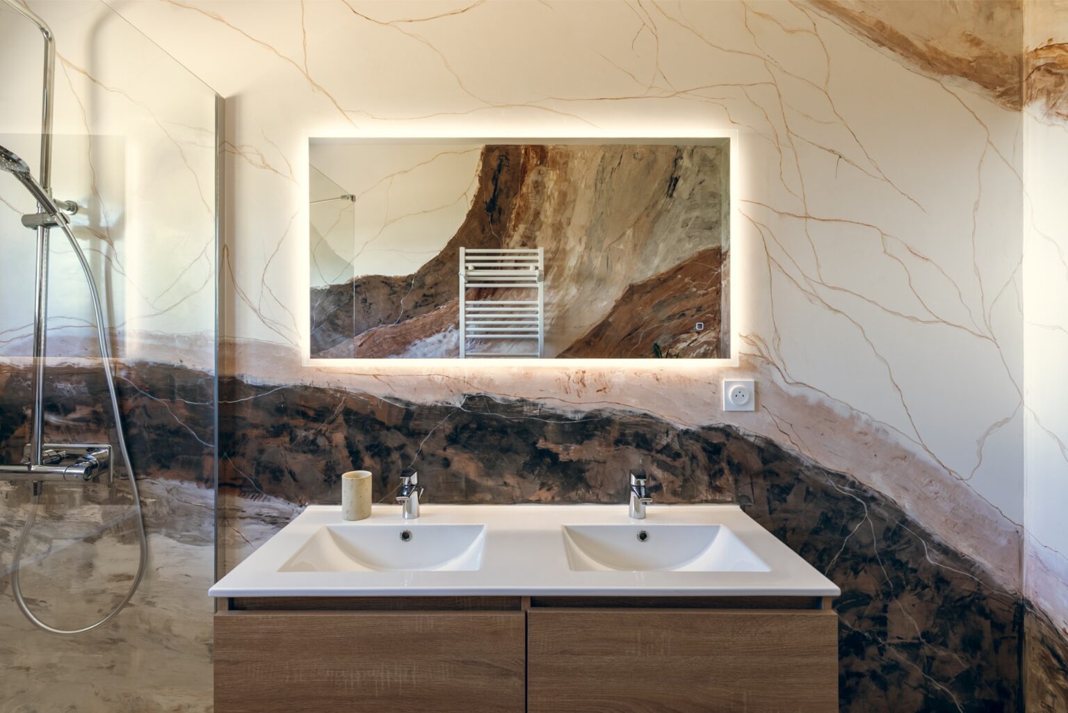 elegant-appart-hotel-ferte-gaucher-location-saisonniere-airbnb-meuble-dsc02168-hdr