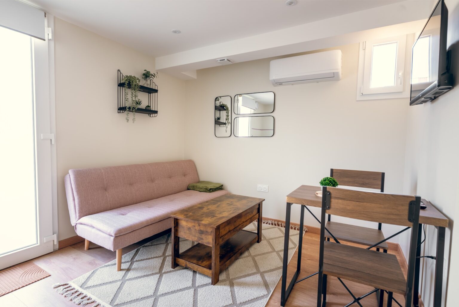 essentiel-appart-hotel-ferte-gaucher-location-saisonniere-airbnb-meuble-dsc02246-hdr