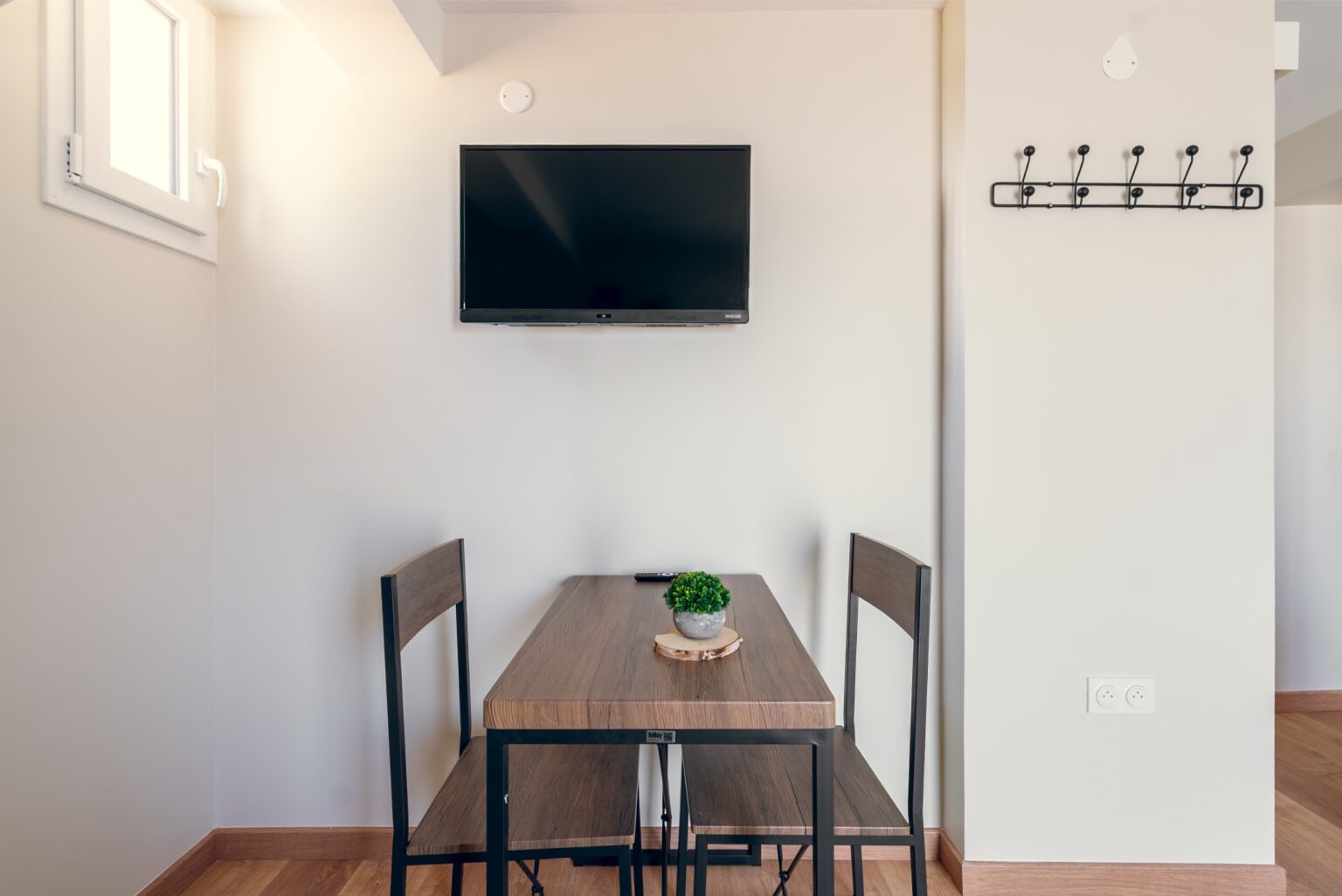 essentiel-appart-hotel-ferte-gaucher-location-saisonniere-airbnb-meuble-dsc02276-hdr